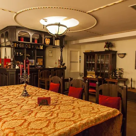 Ξενοδοχείο Tb Palace & 5*
